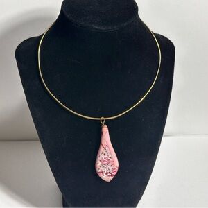 Choker Pink Ceramic Teardrop Pendant Necklace Gold Tone Wire Feminine